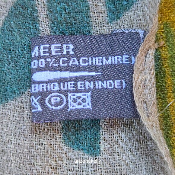NWOT Cashmere Scarf Retro Scandinavian Design - Picture 9 of 14